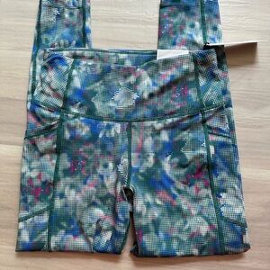 Calvin Klein Artistic Blue and Green 7/8 Leggings